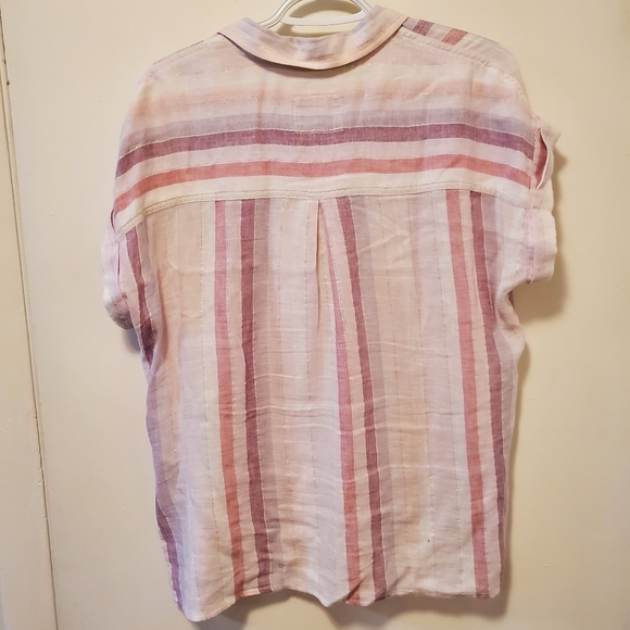 🚫SOLD🚫 Beautiful blouse for women - Picture 3 of 3